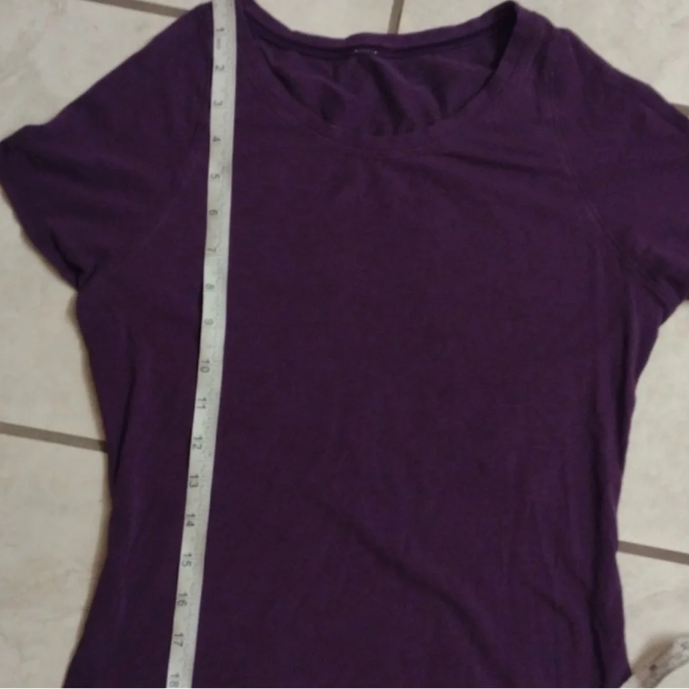 Lululemon Let Be Short Sleeve Tee in Wee Stripe Tender Violet Black Size 6 - Picture 8 of 9